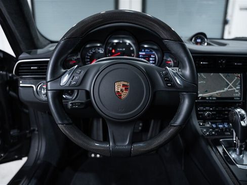 Used 2014 Porsche 911 Turbo S AWD/4WD image 19