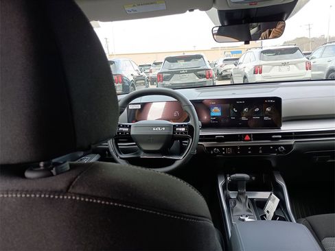 New 2026 Kia Sorento LX image 15