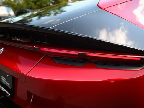 Certified 2025 Ferrari 12Cilindri RWD image 20