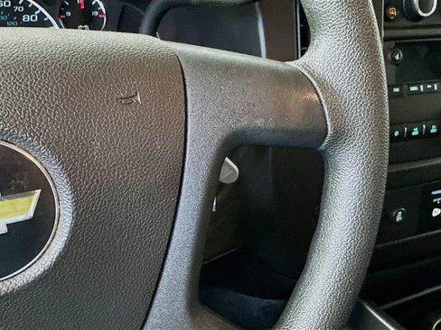 Used 2021 Chevrolet Express 2500 RWD image 26