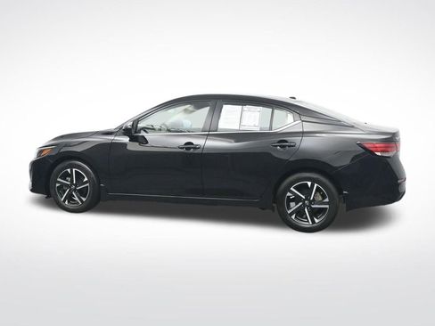 Used 2024 Nissan Sentra SV FWD image 9