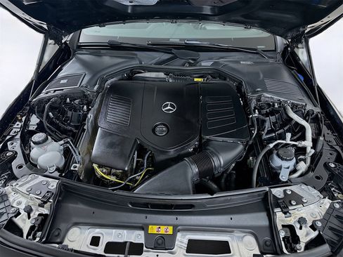 Used 2025 Mercedes-Benz CLE 300 4MATIC Cabriolet image 31