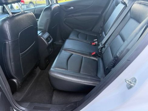Certified 2023 Chevrolet Equinox LT FWD image 18