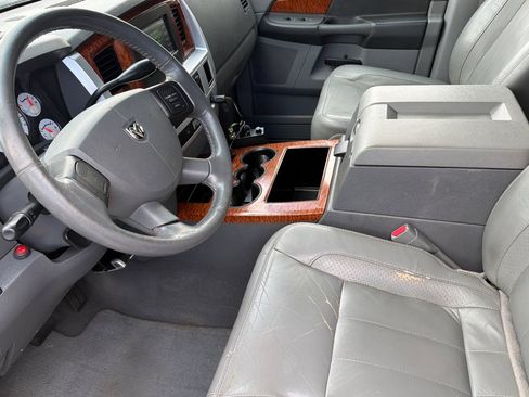 Used 2007 Dodge Ram 2500 Truck Laramie AWD/4WD image 9