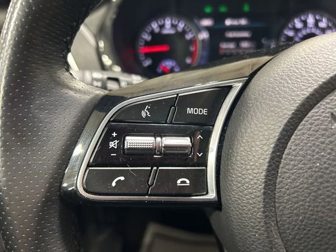 Used 2023 Kia Seltos SX image 9