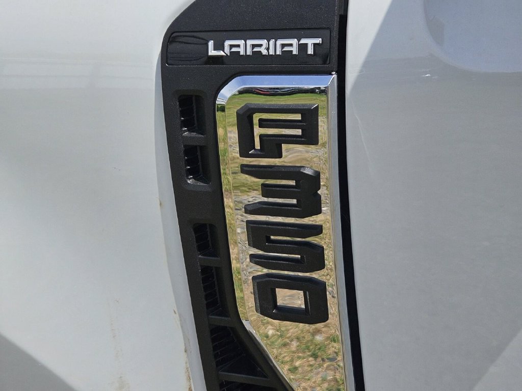 New 2026 Ford F350 Lariat w/ Lariat Ultimate Package AWD/4WD image 5