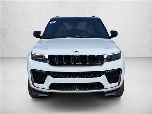 New 2026 Jeep Grand Cherokee Summit w/ Obsidian Package AWD/4WD image 2