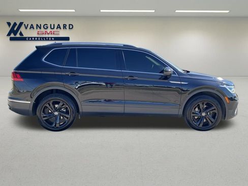 Used 2024 Volkswagen Tiguan SE image 8