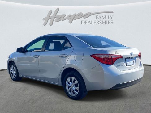 Used 2019 Toyota Corolla L image 6