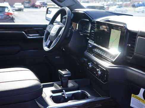New 2025 GMC Sierra 1500 Elevation w/ Preferred Package image 30
