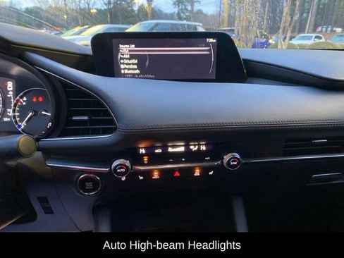 Used 2023 MAZDA MAZDA3 2.5 Turbo Sedan w/Premium Plus image 8