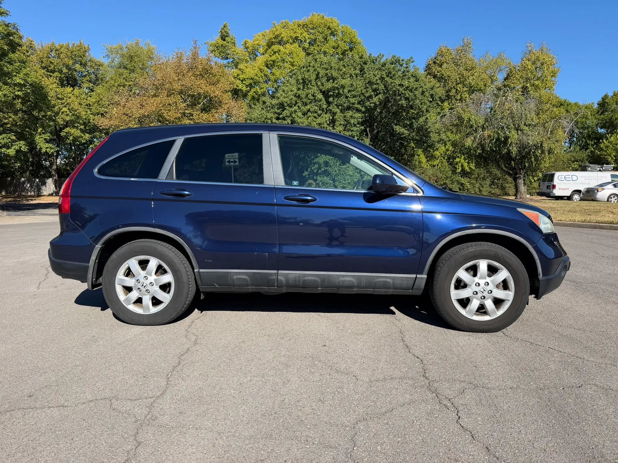 Used 2009 Honda CR-V EX-L image 4