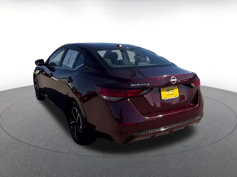 Used 2025 Nissan Sentra SV FWD image 11