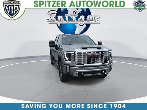 New 2026 GMC Sierra 3500 Denali w/ Denali Reserve Package AWD/4WD image 3