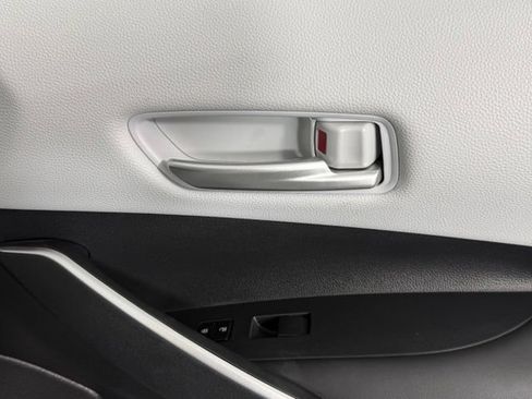 Used 2023 Toyota Corolla SE w/ Carpet Mat Package (TMS) FWD image 20