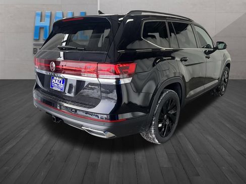 New 2026 Volkswagen Atlas SE image 5