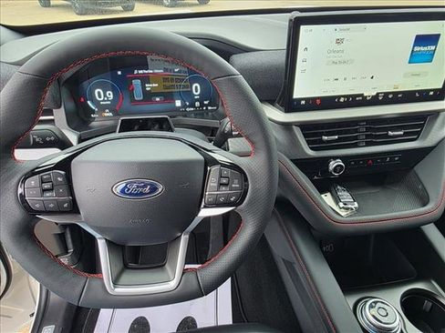New 2026 Ford Explorer ST-Line w/ ST-Line Street Pack image 17