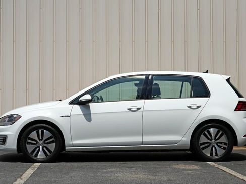 Used 2019 Volkswagen e-Golf SE w/ Driver Assistance Package FWD image 8