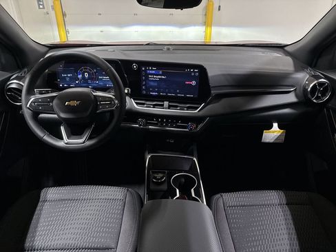 New 2026 Chevrolet Equinox LT w/ Safety and Technology Package AWD/4WD image 10