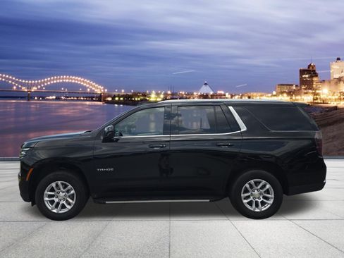 Used 2025 Chevrolet Tahoe LT AWD/4WD image 2