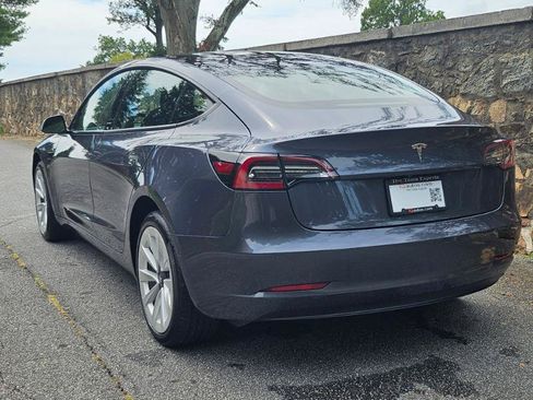 Used 2021 Tesla Model 3 RWD image 12