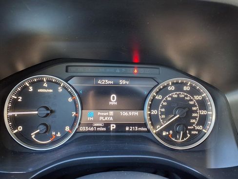 Used 2024 Mitsubishi Outlander ES image 24