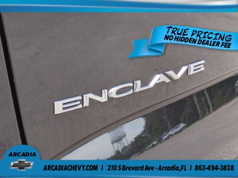 Used 2021 Buick Enclave Essence FWD image 22