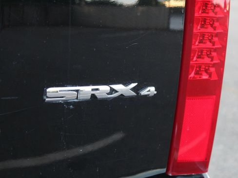 Used 2007 Cadillac SRX w/ Theater Package image 42