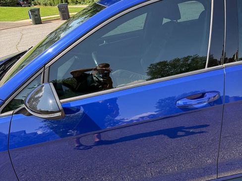 Used 2019 Volkswagen Golf R 4-Door AWD/4WD image 34