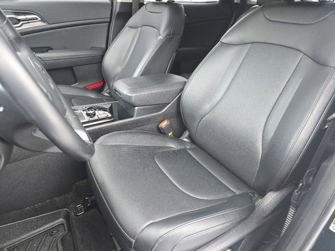 Used 2023 Kia Sportage EX image 20