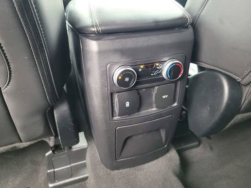 Certified 2022 Ford Explorer XLT w/ Equipment Group 202A image 12