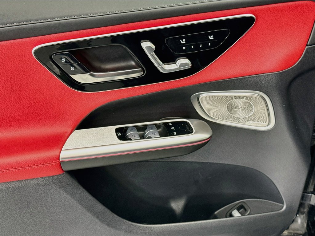 Certified 2026 Mercedes-Benz GLC 300 image 22