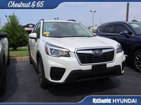 Used 2020 Subaru Forester Premium AWD/4WD image 2