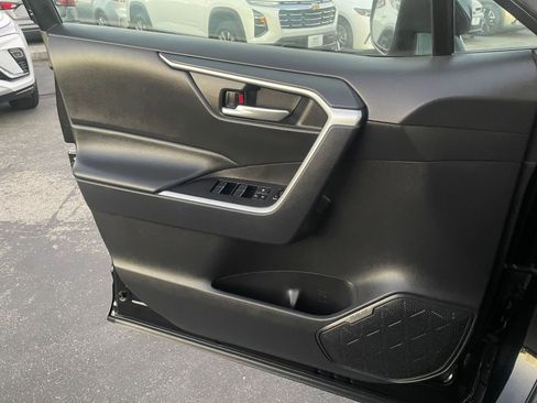 Used 2025 Toyota RAV4 XLE w/ Weather Package image 18
