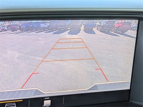 Used 2020 Chevrolet Colorado Z71 image 21