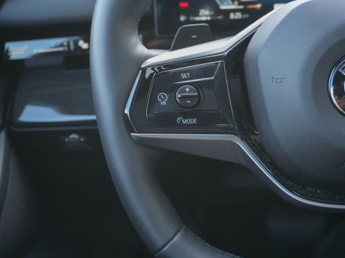 Used 2025 BMW 530i image 16