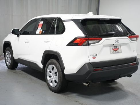 New 2025 Toyota RAV4 LE image 6