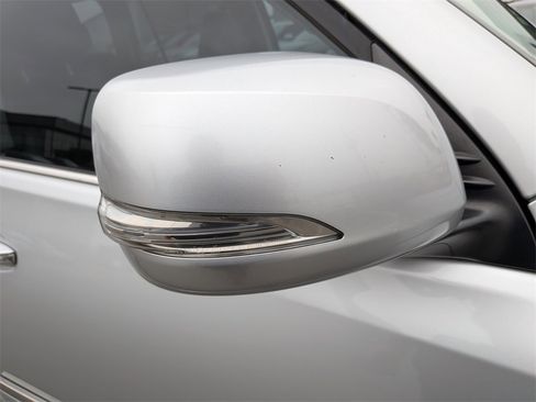 Used 2016 Lexus GX 460 image 30