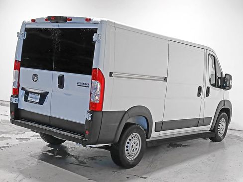 Used 2025 RAM ProMaster 2500 w/ U-Haul Equipment Group FWD image 6