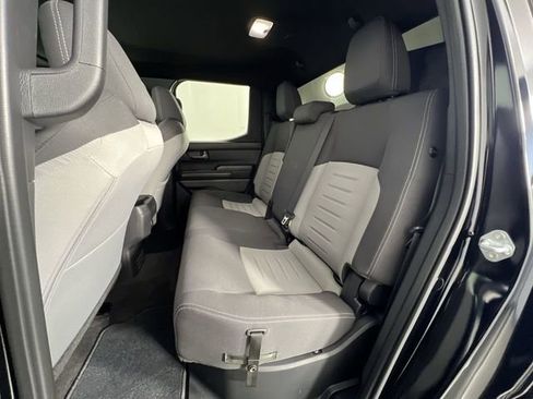 Used 2025 Toyota Tacoma TRD Sport image 25