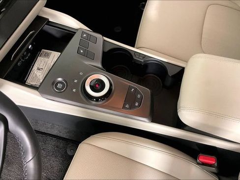 Certified 2026 Kia Sportage EX AWD/4WD image 17