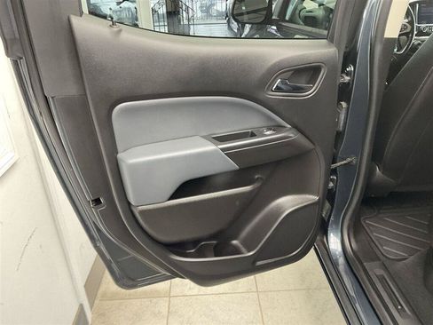 Used 2020 Chevrolet Colorado Z71 AWD/4WD image 11