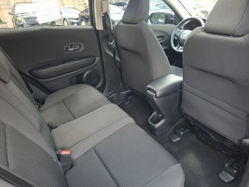 Used 2021 Honda HR-V EX image 15