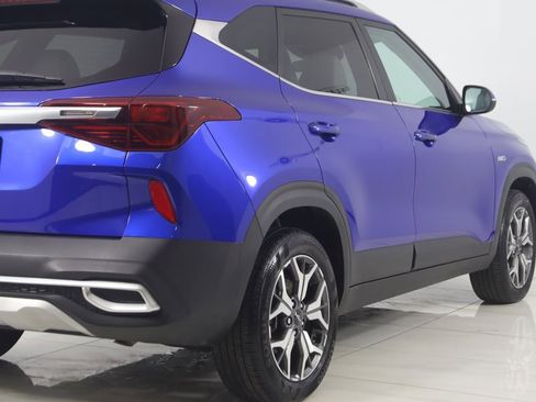 Used 2023 Kia Seltos EX image 45