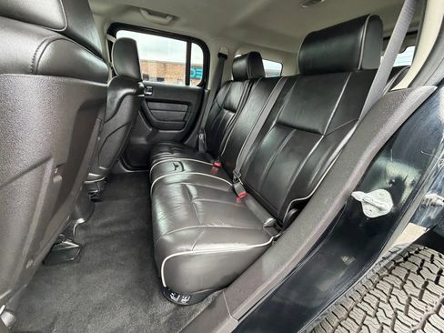 Used 2008 HUMMER H3 Luxury AWD/4WD image 12