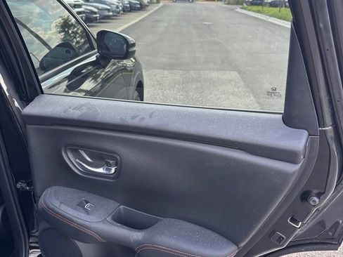 Used 2025 Honda HR-V Sport image 13