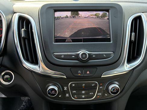 Used 2024 Chevrolet Equinox LT AWD/4WD image 33