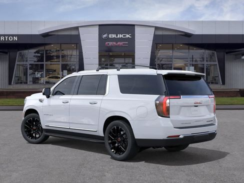 New 2026 GMC Yukon XL Elevation image 3