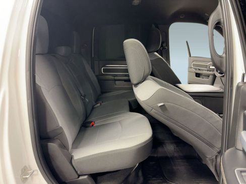 Used 2024 RAM 2500 Big Horn w/ Off Road Package image 30
