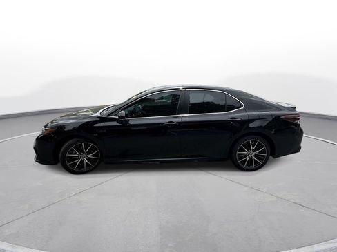 Certified 2022 Toyota Camry SE w/ Convenience Package FWD image 9